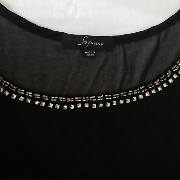 Top - Picture 3 of 4